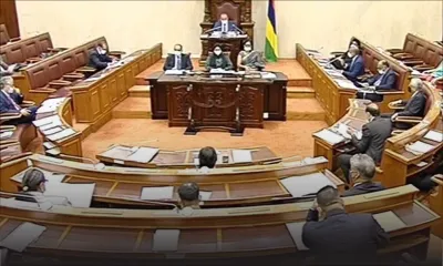 Deux  projets de loi et 89 interpellations à l’agenda, ce mardi