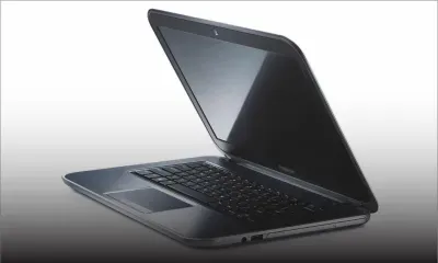 Remerciements : elle reçoit un ‘laptop’