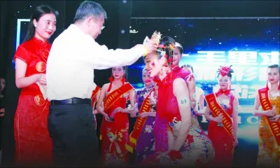 Miss Universe China 2014 - Zeng Lan: «Je vais participer à d’autres concours»