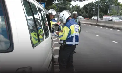 Chef inspecteur Ashok Mattur: «Hit and run : trois délits en un»