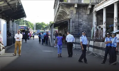 Marchands ambulants: la police déploie les grands moyens