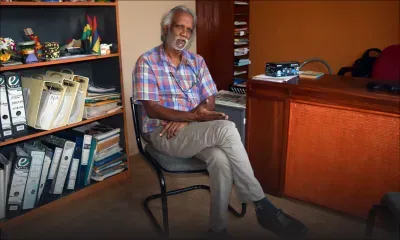 Alain Muneean de Terre de Paix : prendre des enfants par la main