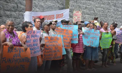 Manifestation des membres du GRC devant le haut-commissariat britannique à Port-Louis
