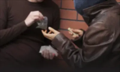 Les utilisateurs de drogue rassemblés en association