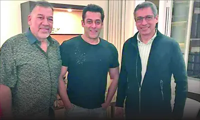 Duval meets Salman Khan