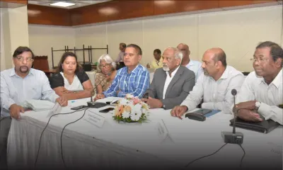 Compensation salariale : «Le gouvernement a raté son départ avec sa proposition de Rs 200», dit Rashid Imrith