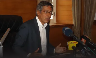 Xavier-Luc Duval nie tout contact avec Navin Ramgoolam : «Je le dis sur mon honneur»