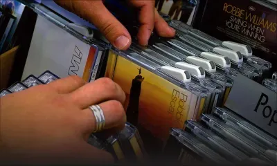 Industrie musicale : mise en garde de la police contre le commerce d’albums piratés
