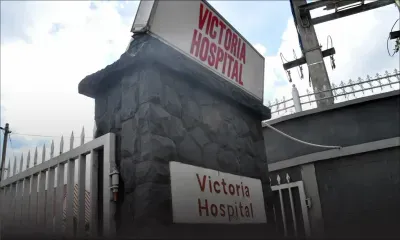 Elle projette sa fille d’un mois au sol 