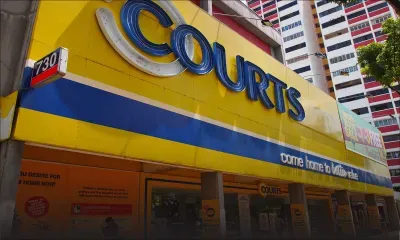 Rachat de Courts Mauritius: Courts Asia réclame $13,6 millions de dommages