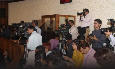 Les directs des séances parlementaires pas avant avril 2016