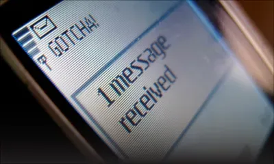 Disculpé après un procès pour SMS embarrassants