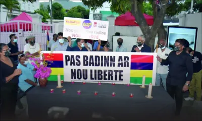 Veillée « mortuaire » avant le vote de l’IBA (Amendment) Bill : manifestation devant l’Assemblée nationale ce mardi