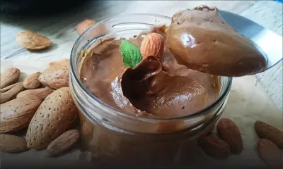 Crème dessert au chocolat et amandes : pour quatre personnes