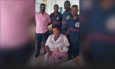 Situation inédite : des pompiers aident une femme à accoucher 