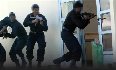 Exercices de tir des commandos de la police