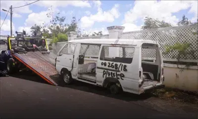 Initiative de la Police de l’Environnement : campagne de ramassage d’épaves de véhicules à Port-Louis