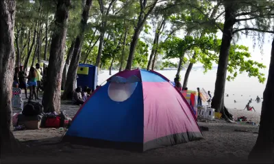 Camping sur la plage publique : le dépôt de Rs 3 000 fait tiquer