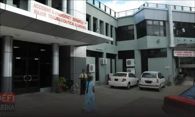 Négligence médicale alléguée : un patient de 76 ans sans traitement pendant six heures