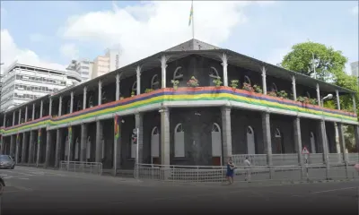 Billets d’avion des conseillers du PM : Rs 1,5 million dépensées depuis 2018