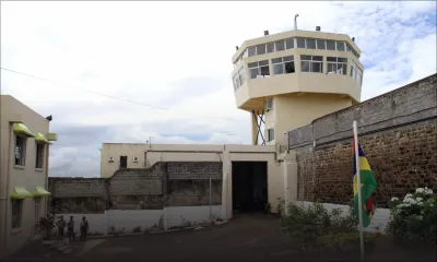 Valse des transferts dans les prisons : l’axe officiers-trafiquants de drogue brisé