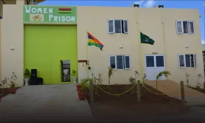 Non loin de la prison centrale de Beau-Bassin : une femme agressée à coups de couteau à sa sortie de prison