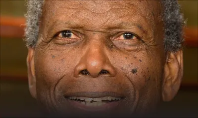 L'acteur Sidney Poitier, première star noire d'Hollywood, est mort