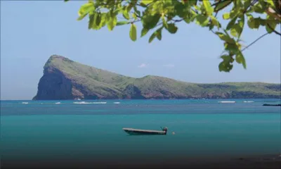 Diving expedition turned sour: Four tourists and boat skipper rescued