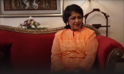 Pakistan : Ameenah Gurib-Fakim chante «Kabhi kabhi»