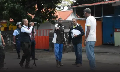 Agression mortelle à coups de casque : le suspect retourne sur les lieux du crime