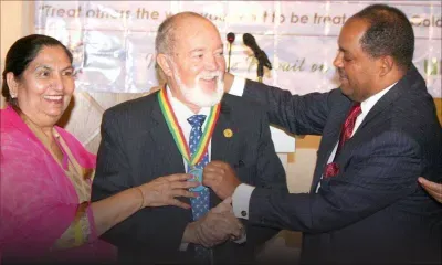 Sir James Mancham recipient of Africa Peace Award