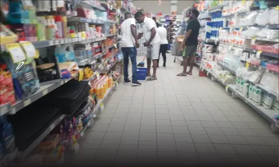 Confinement : les supermarchés ouverts à des heures réduites en semaine, fermés le weekend 