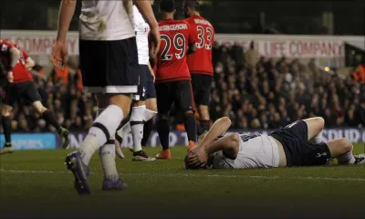 Premier League : Leicester à une victoire du titre après le nul de Tottenham