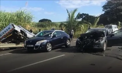 A Rivière-du-Rempart : un tout-terrain dérape et atterrit sur la rambarde