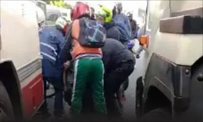 Accident de la route en face du Caudan Waterfront