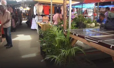 Place de l’Immigration : les clients boudent les «marchands ambulants»