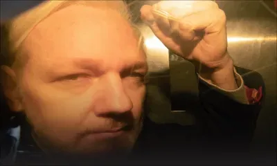 Assange condamné à près d'un an de prison pour violation des conditions de sa liberté provisoire