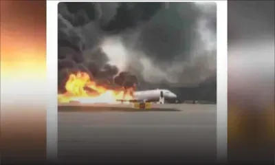 Russie : un avion en feu sur le principal aéroport de Moscou, des blessés