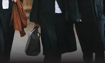 Covid-19 : les avocats dispensés de cartes vaccinales et de tests PCR en se rendant au poste