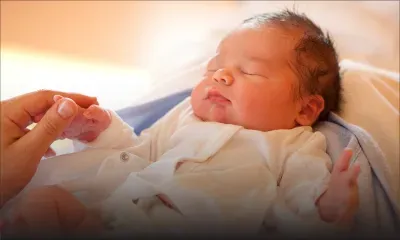 Une jeune femme donne naissance à des sextuplés