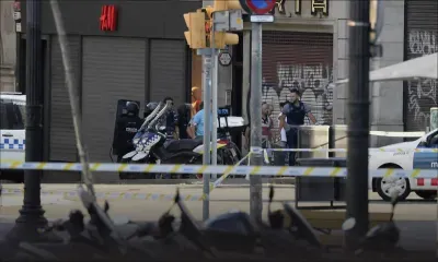 Barcelone: un mort, 32 blessés dans un attentat à la camionnette