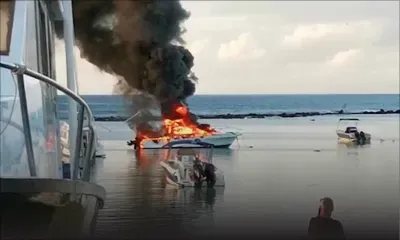 Un Speed Boat prend feu à Flic-en-Flac