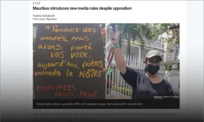 «Mauritius introduces new media rules despite opposition», titre BBC