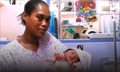 Découvrez le premier bébé de 2019 