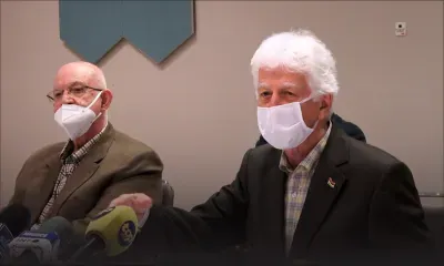 Qualifiant l'Icac de «cover-up machine», Bérenger réclame la démission de Collendavelloo et de  Naidoo 