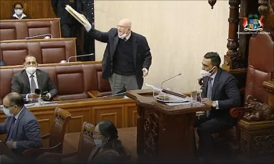 Suspendu pour deux séances parlementaires : «Mo poz kestion ki zen gouvernman», dit Bhagwan