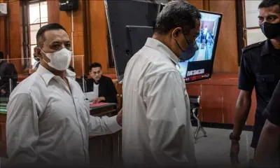 Bousculade meurtrière dans un stade en Indonésie: prison pour deux responsables du match