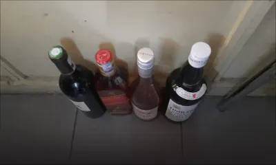 Goodlands : arrêté, un homme remet à la police des bouteilles de whisky et de vin qu’il avait volées 