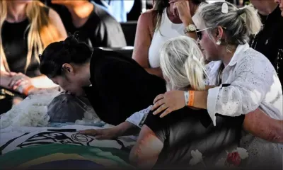 Le Brésil dit un dernier adieu au «Roi» Pelé