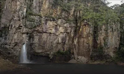 Brésil : le bilan de la chute d’un rocher dans un lac touristique passe à 10 morts